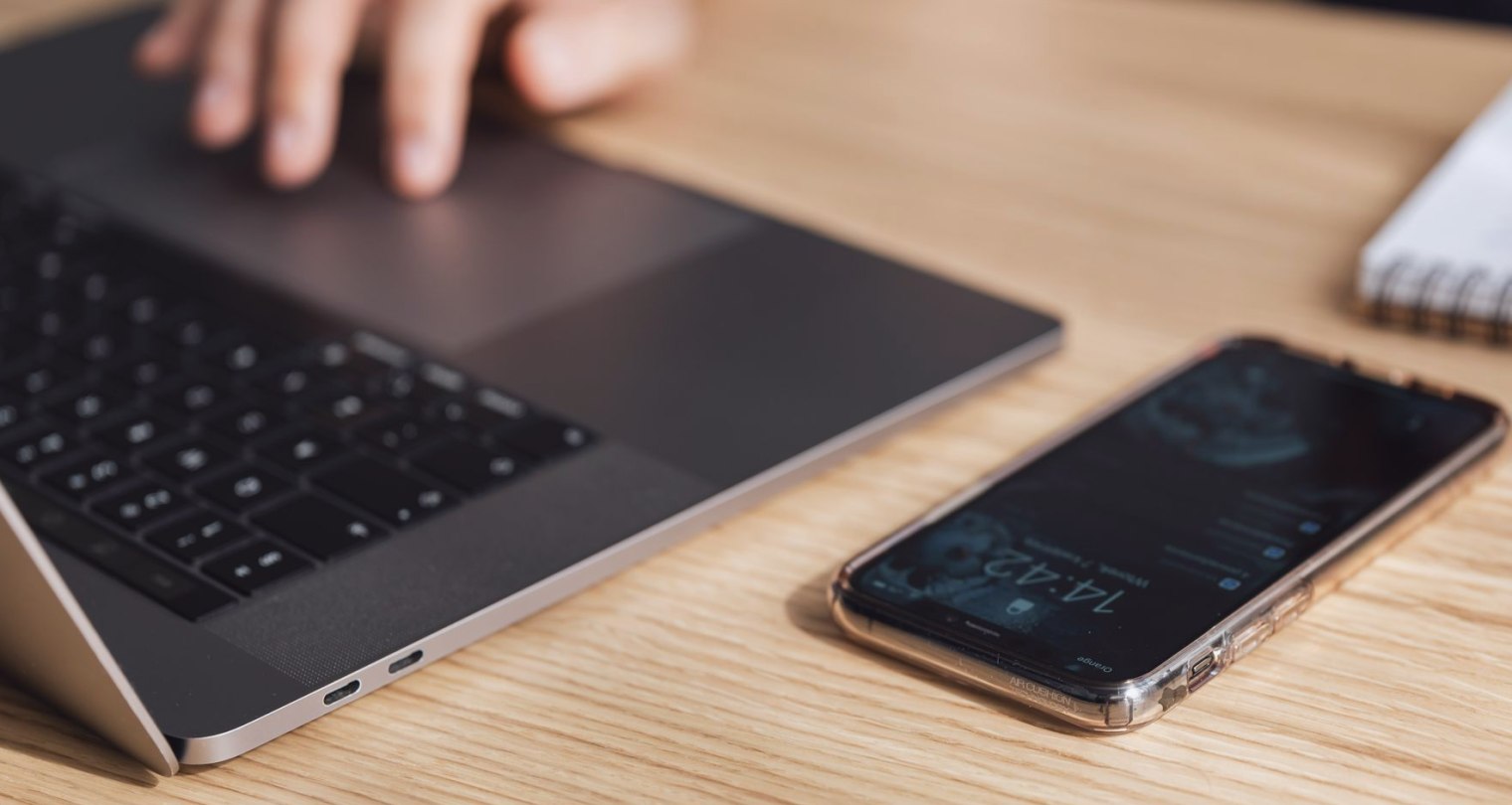 How We Build Lessons That Take You From Hola to Real Chats